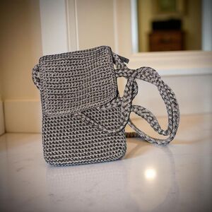 The Sak Crochet Hipster Crossbody Shoulder Bag Tan Champagne W Zipper Pocket